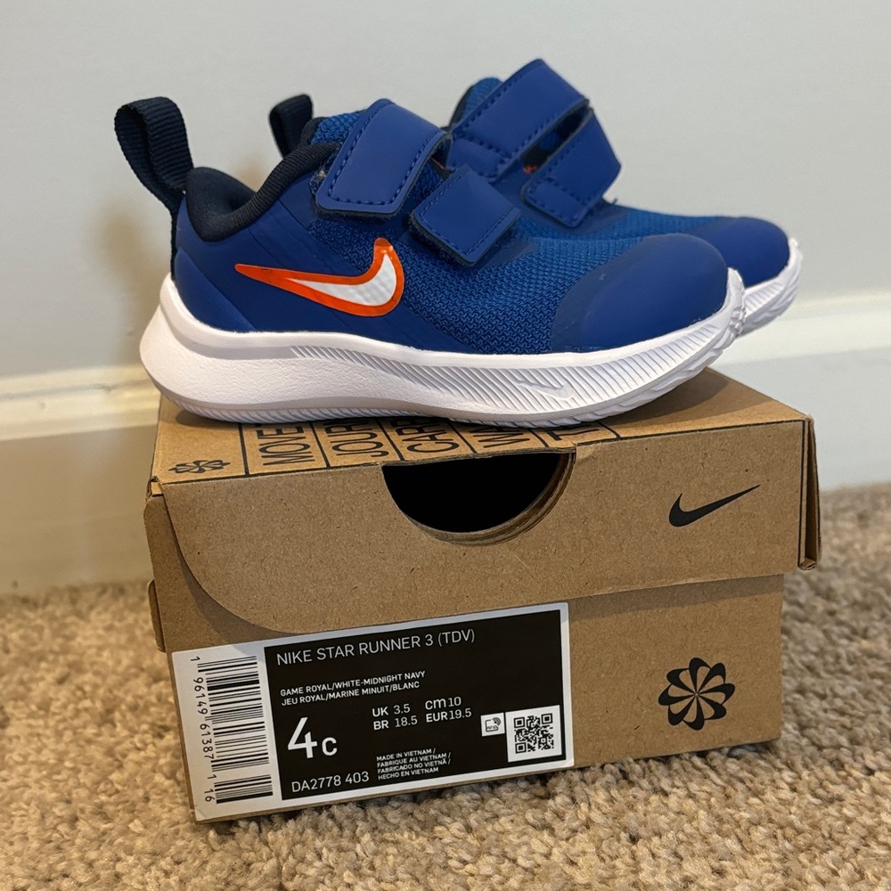 Nike Star Runner 3 Kids Sneakers - Blue and White
